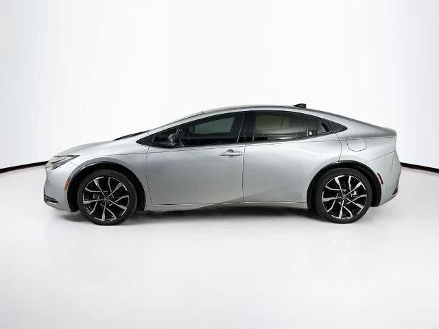 Used 2025 Toyota Prius Plug-In Hybrid w/ Limited Premium Package FWD image 3