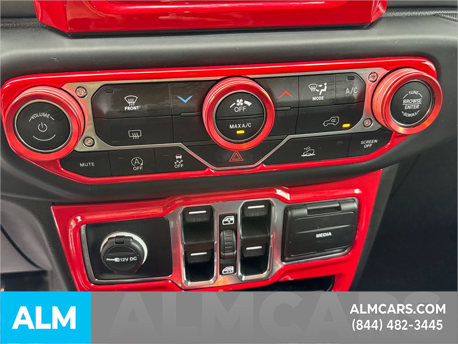 Used 2022 Jeep Gladiator Willys image 32