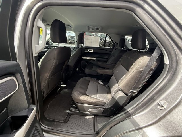 Certified 2024 Ford Explorer XLT w/ Class IV Trailer Tow Package image 12