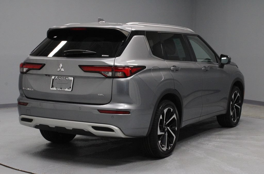 Used 2023 Mitsubishi Outlander SEL AWD/4WD image 10