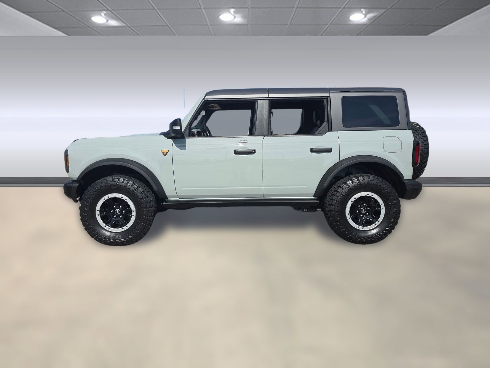 Certified 2023 Ford Bronco Badlands image 2