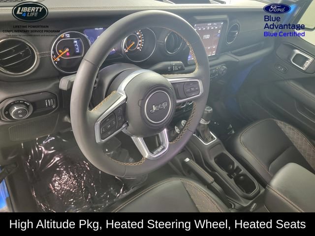Used 2023 Jeep Gladiator Overland AWD/4WD image 12