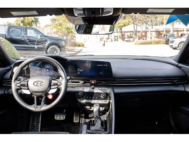 Used 2023 Hyundai Elantra N image 12
