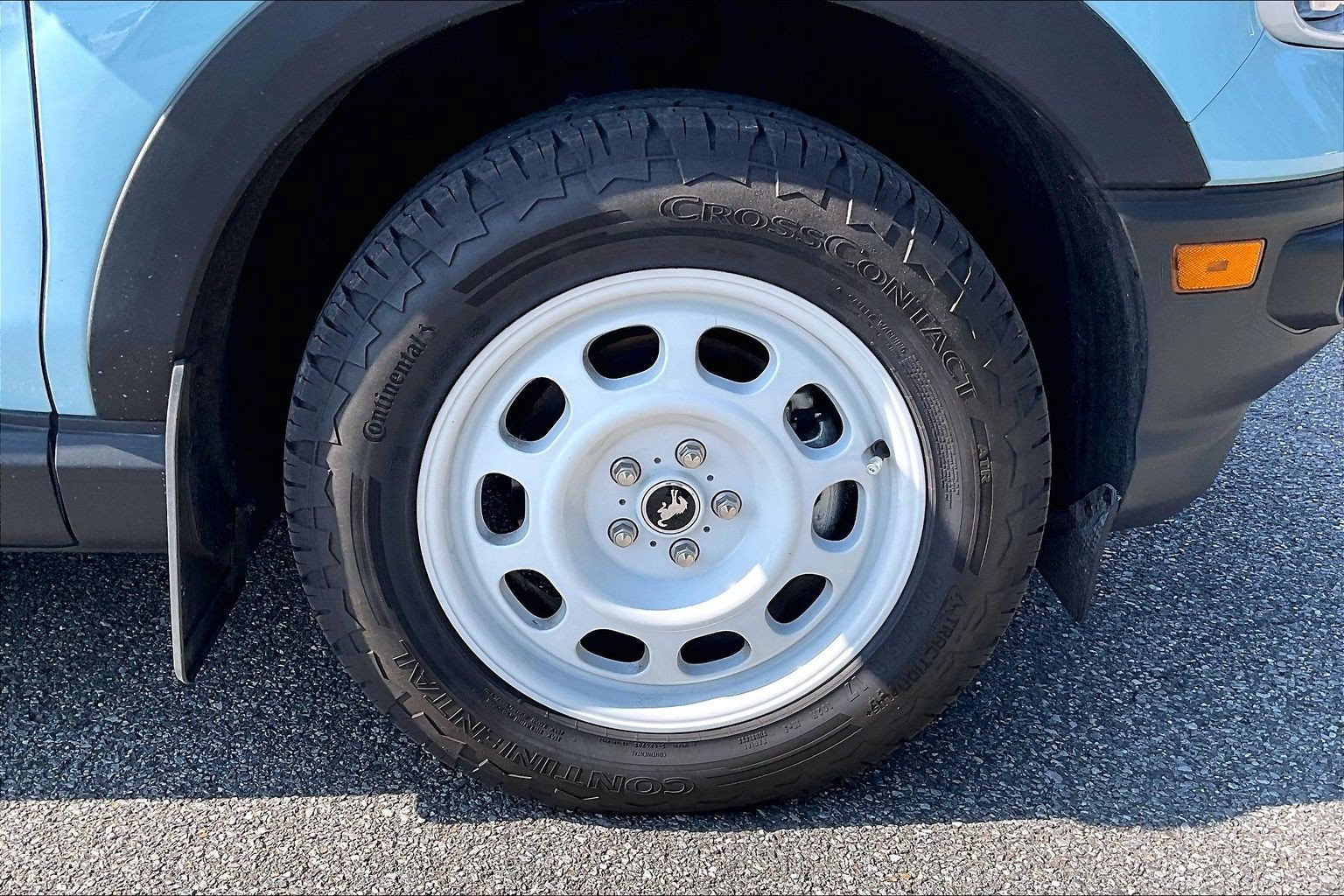 Certified 2024 Ford Bronco Sport Heritage w/ Heritage Convenience Package AWD/4WD image 9