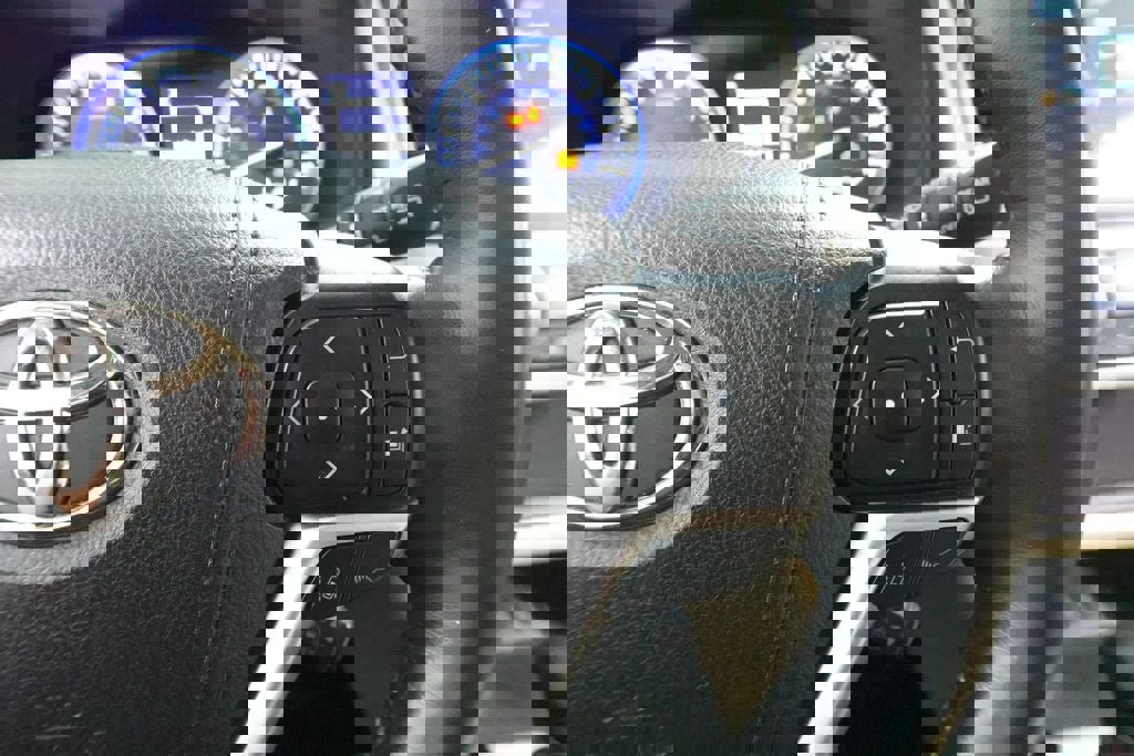 Used 2018 Toyota Highlander Limited Platinum w/ Carpet Mat Package (TMS) image 14