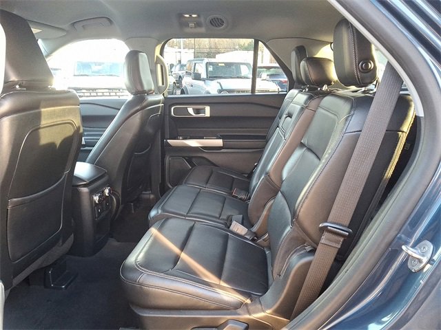 Certified 2020 Ford Explorer XLT w/ Equipment Group 202A image 10