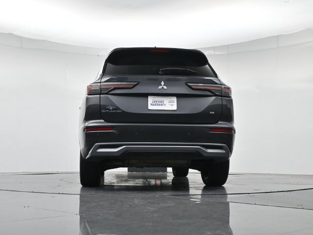 Used 2025 Mitsubishi Outlander SE FWD image 41