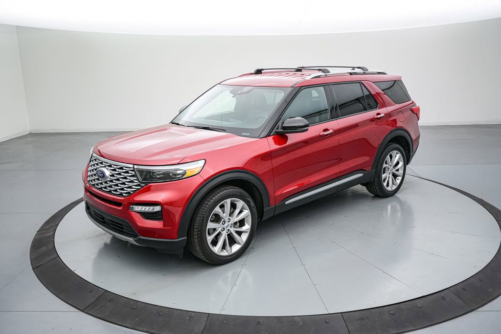 Certified 2023 Ford Explorer Platinum w/ Class IV Trailer Tow Package AWD/4WD image 10