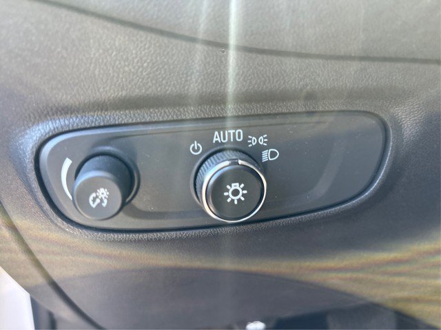 Used 2022 Chevrolet Equinox LT AWD/4WD image 16