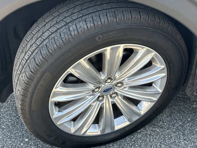 Certified 2021 Ford Explorer Limited w/ Hybrid Equipment Group 310A image 16