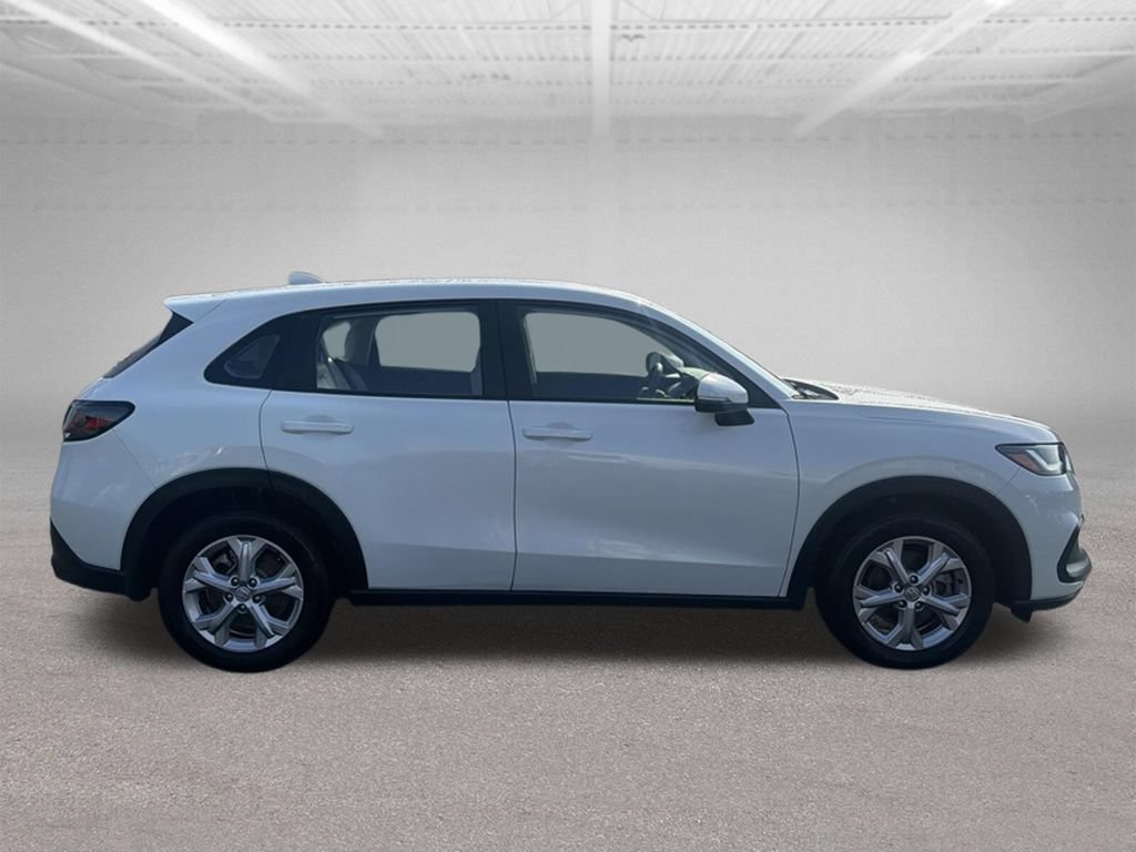 Used 2024 Honda HR-V LX image 12
