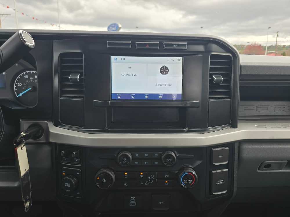 Certified 2023 Ford F250 XL w/ Snow Plow/Camper Package image 13