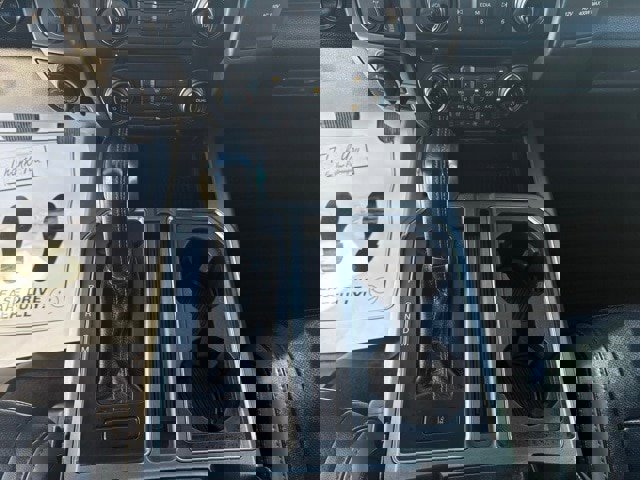 Certified 2017 Ford F150 Raptor w/ Equipment Group 802A Luxury image 31