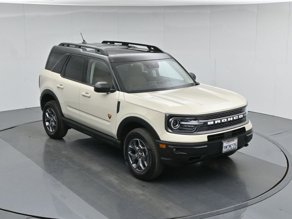 Certified 2024 Ford Bronco Sport Badlands w/ Premium Package AWD/4WD image 44