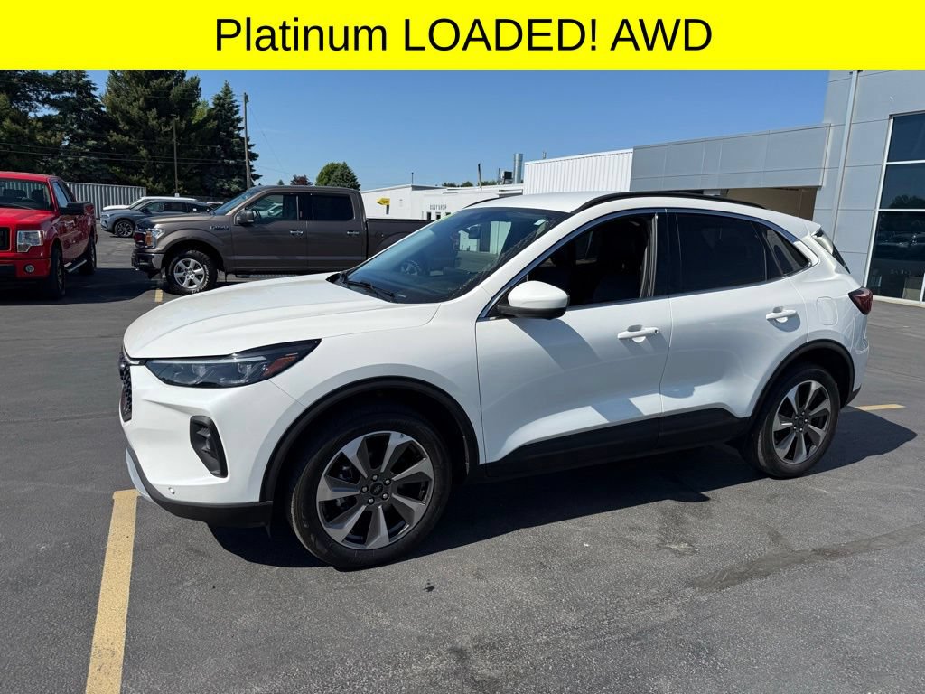 Certified 2024 Ford Escape Platinum w/ Premium Technology Package AWD/4WD image 3