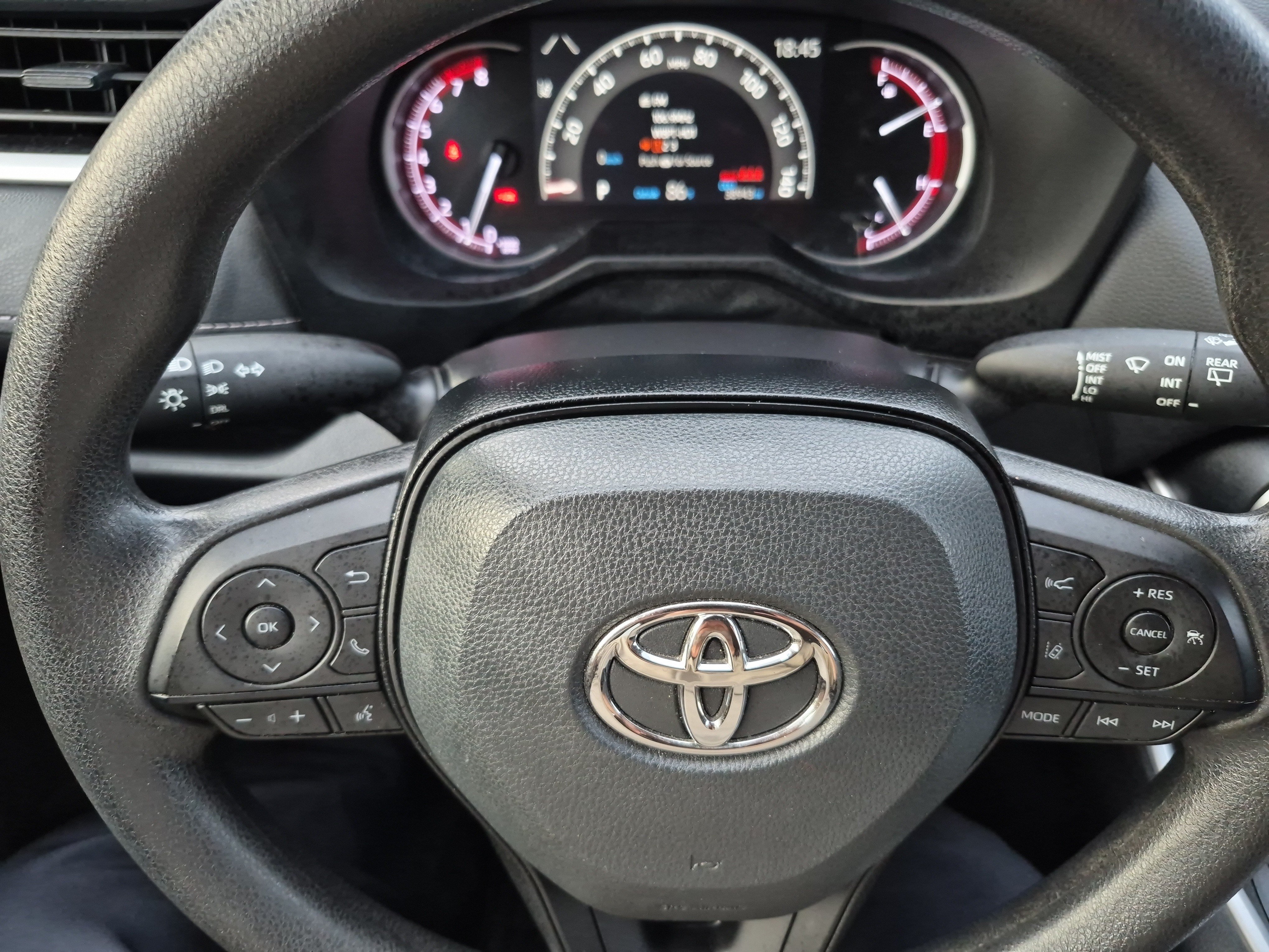 Used 2025 Toyota RAV4 LE FWD image 24