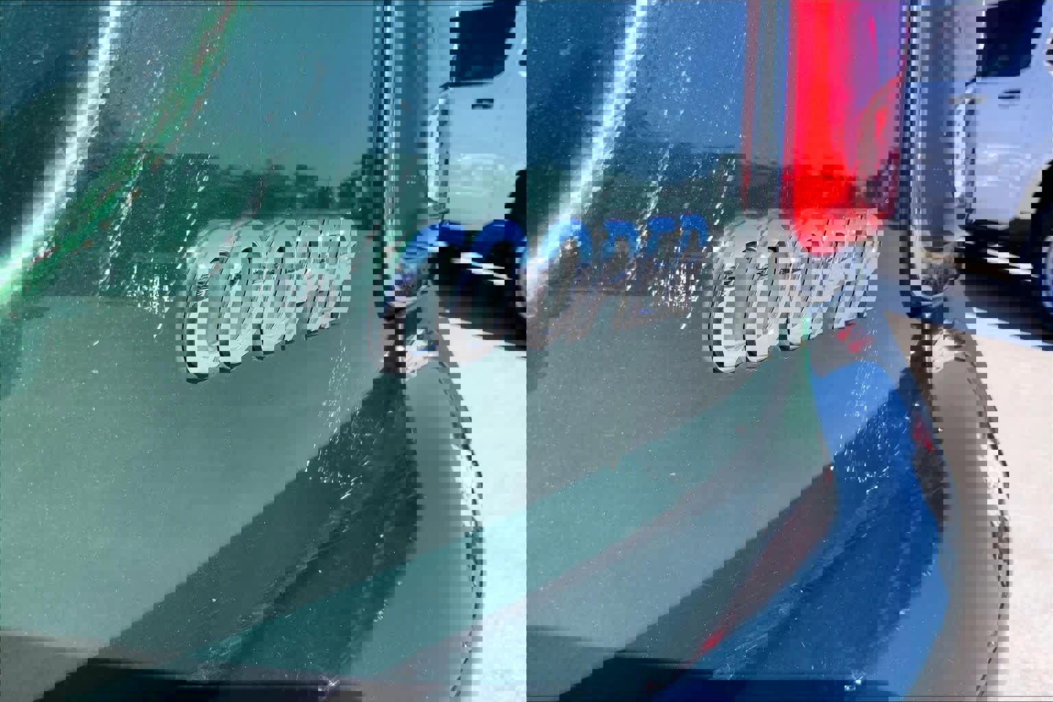 Used 2017 MINI Cooper 4-Door Hardtop image 7