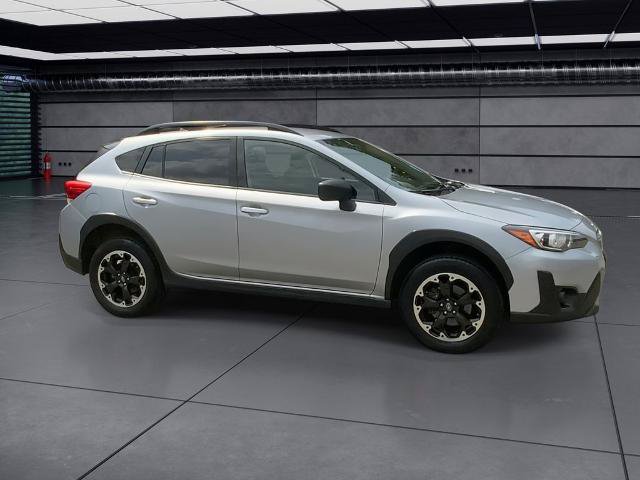 Used 2022 Subaru Crosstrek 2.0i AWD/4WD image 16