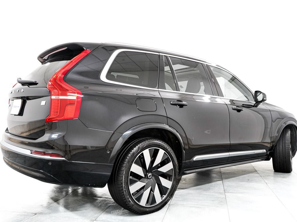Used 2024 Volvo XC90 T8 Plus AWD/4WD image 7