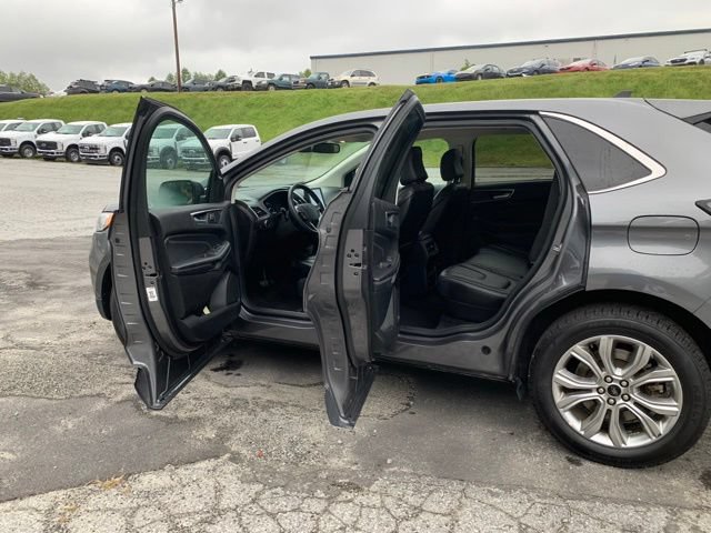 Certified 2024 Ford Edge Titanium AWD/4WD image 17