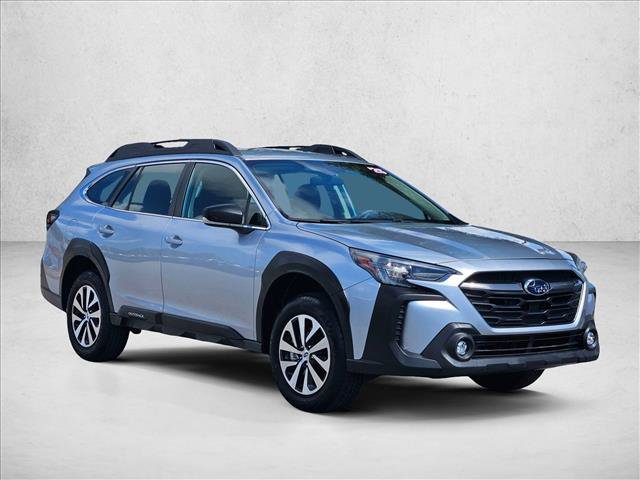 Used 2025 Subaru Outback AWD/4WD image 3