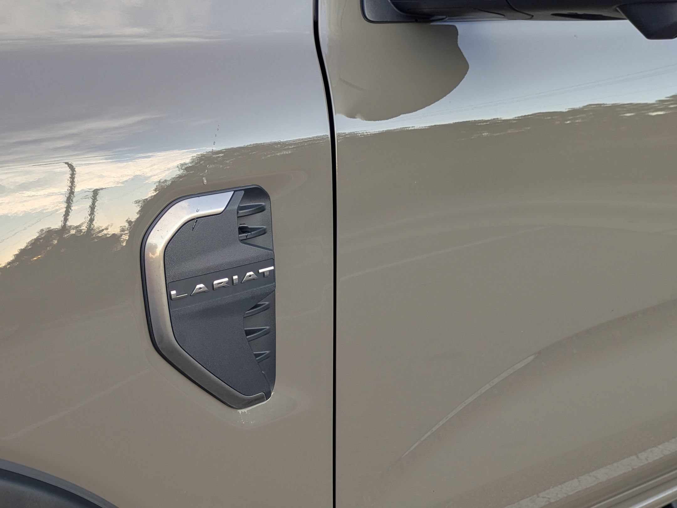 Certified 2025 Ford Ranger Lariat w/ FX4 Off-Road Package AWD/4WD image 12