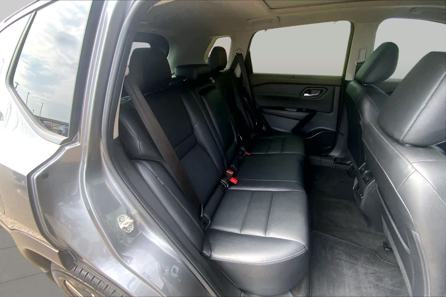 Used 2023 Nissan Rogue SL w/ SL Premium Package FWD image 20