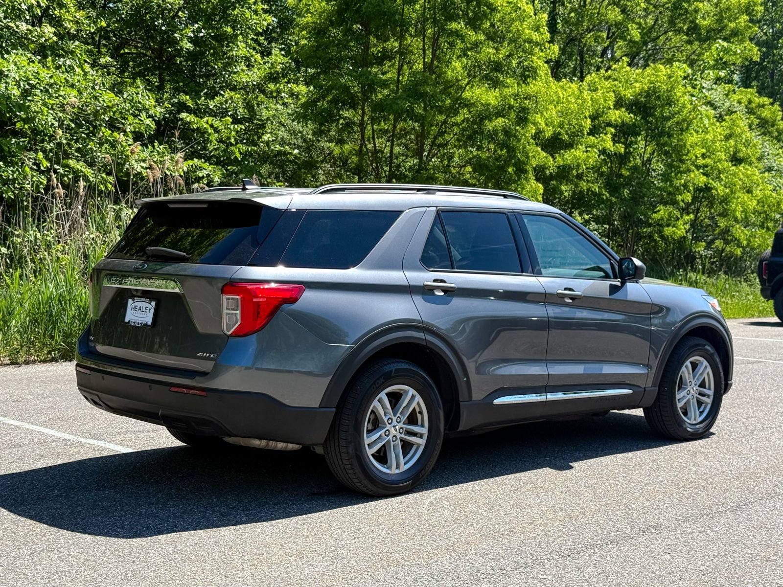 Certified 2023 Ford Explorer XLT AWD/4WD image 7