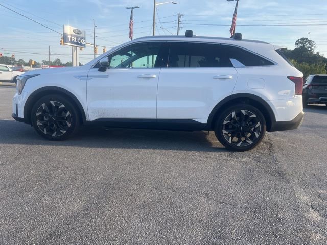 Used 2025 Kia Sorento SX FWD image 2