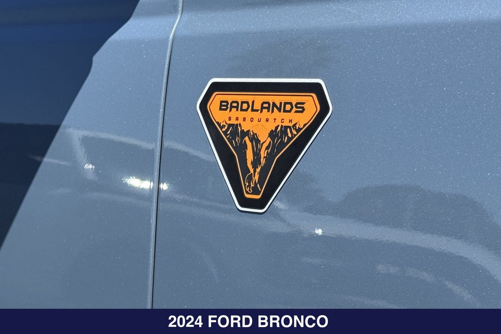 Certified 2024 Ford Bronco Badlands w/ Sasquatch Package AWD/4WD image 30