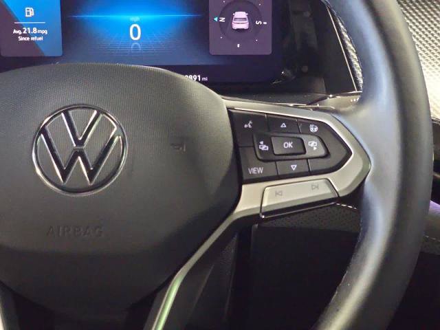 Used 2024 Volkswagen Atlas Cross Sport SEL R-Line AWD/4WD image 23