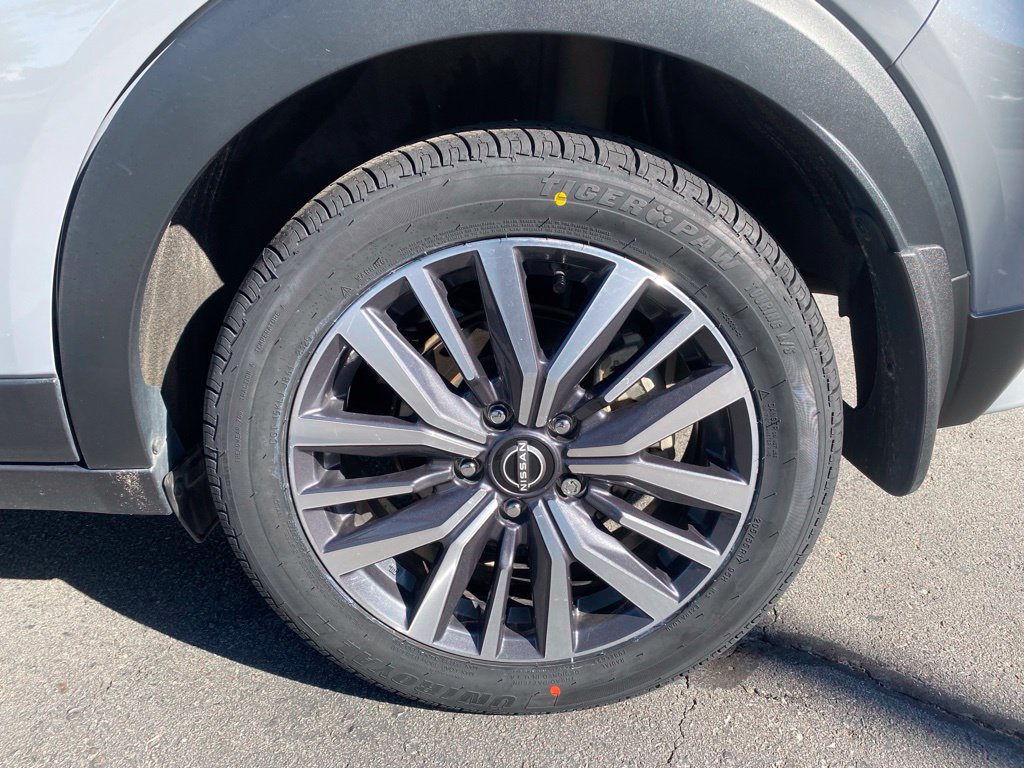 Used 2023 Nissan Kicks SV FWD image 34