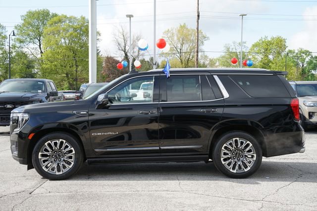 Used 2023 GMC Yukon Denali Ultimate AWD/4WD image 4