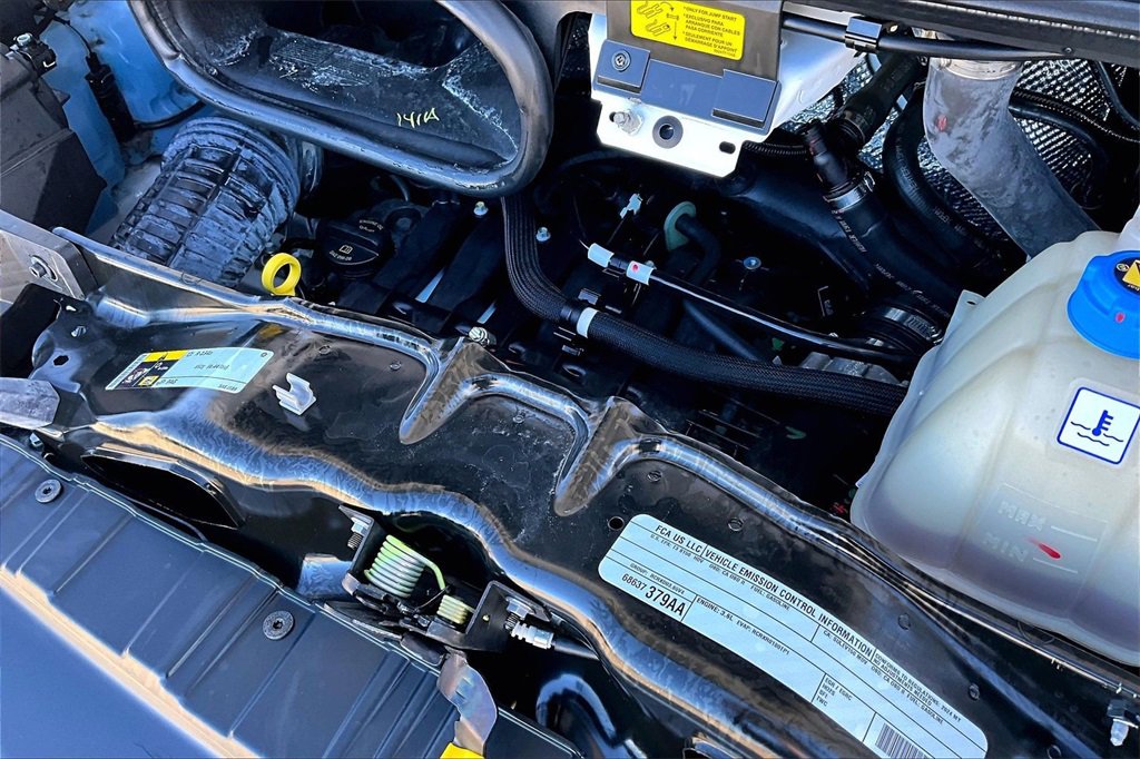 Used 2024 RAM ProMaster 2500 w/ Convenience Group image 31