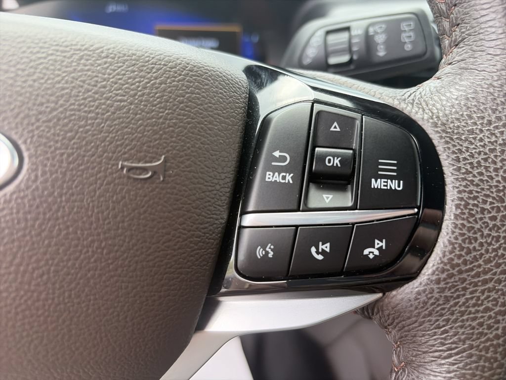 Certified 2023 Ford Explorer King Ranch w/ Technology Package RWD image 22