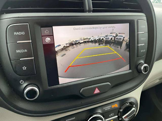 Used 2025 Kia Soul LX w/ LX Technology Package FWD image 24