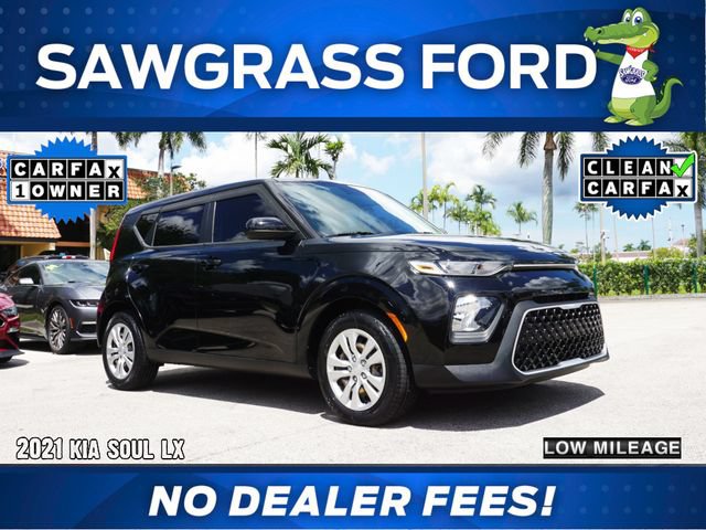 Used 2021 Kia Soul LX FWD image 1