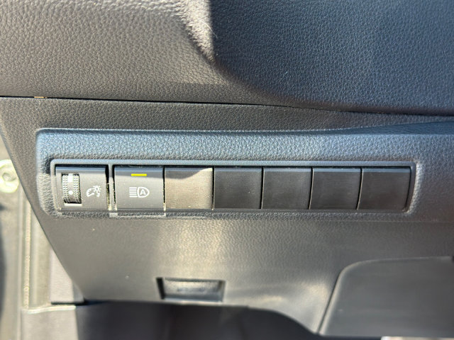 Used 2024 Toyota Corolla LE FWD image 33