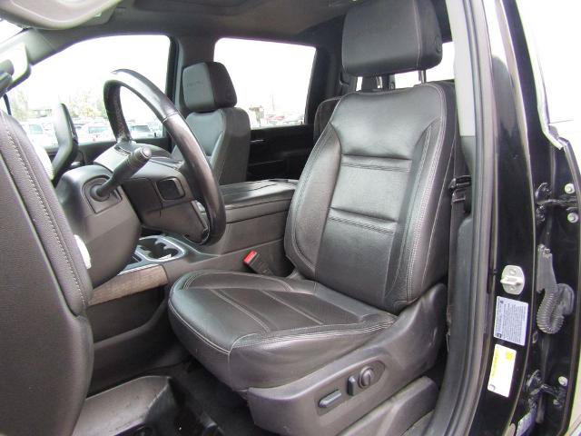 Used 2023 GMC Sierra 2500 Denali w/ Denali Black Diamond Edition AWD/4WD image 31