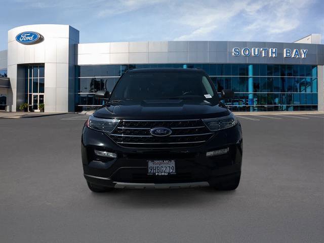 Certified 2023 Ford Explorer XLT w/ Equipment Group 202A RWD image 8