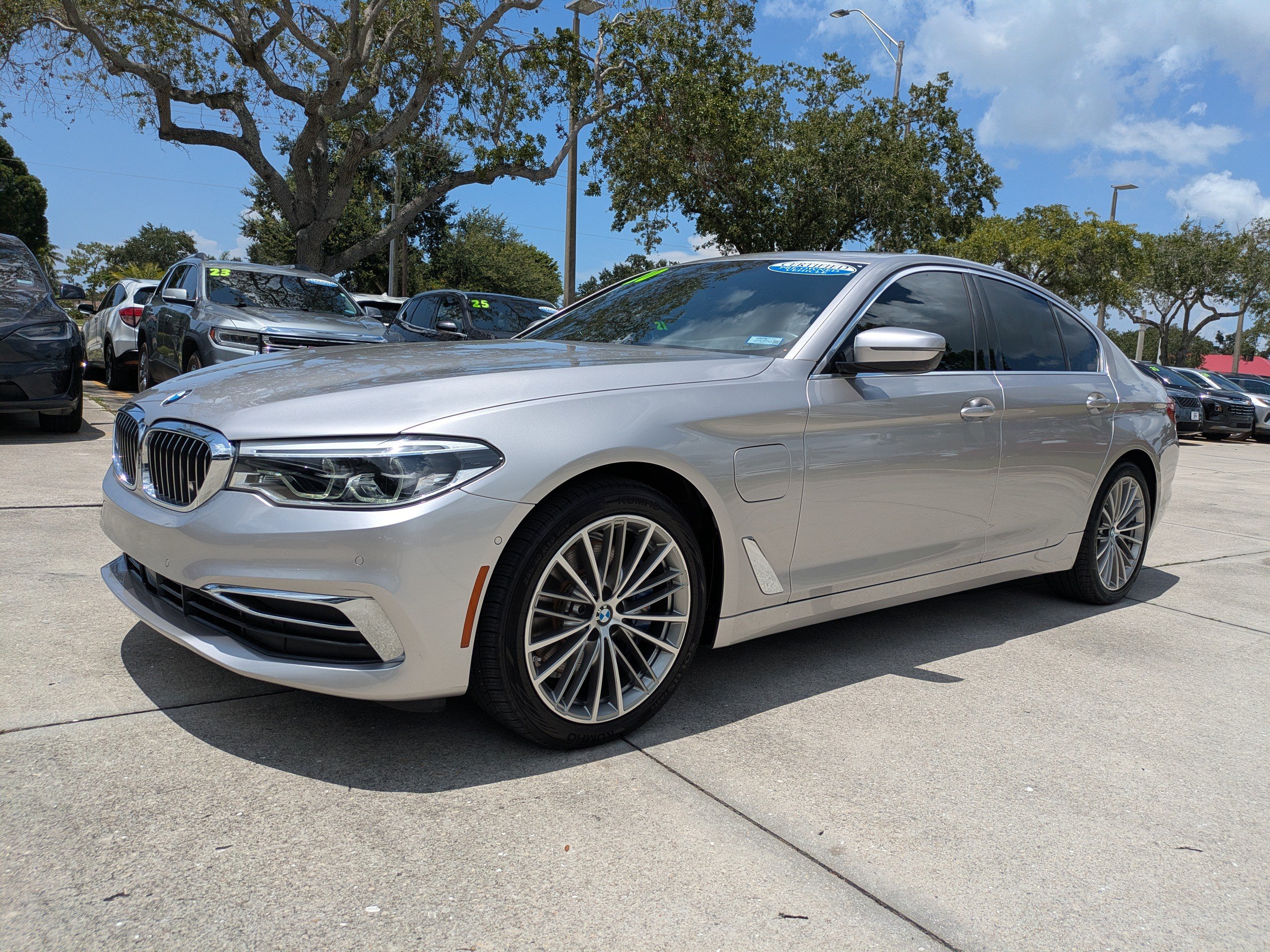 Used 2020 BMW 530e w/ Executive Package RWD image 7