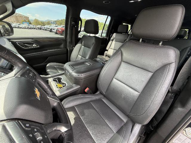 Used 2022 Chevrolet Suburban LT AWD/4WD image 8