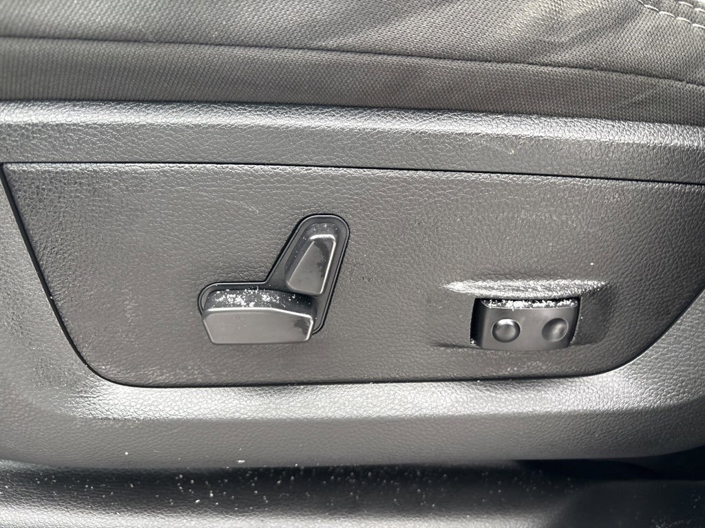 Used 2024 RAM 2500 Big Horn image 11