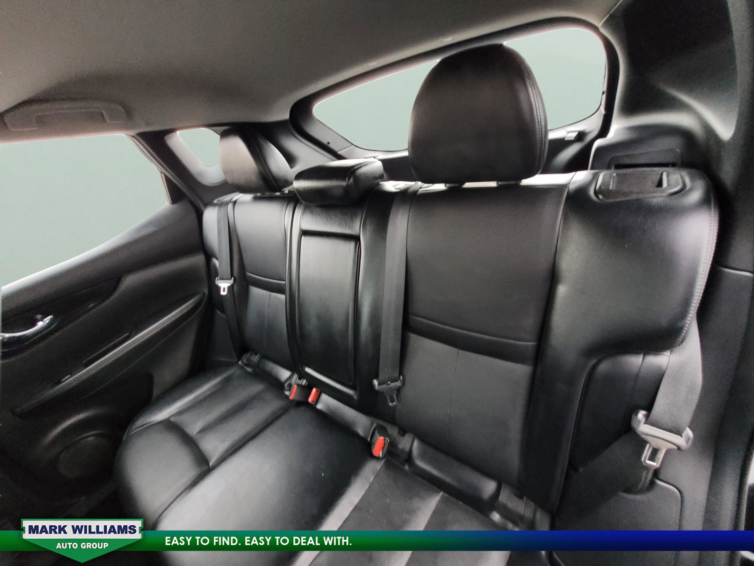 Used 2022 Nissan Rogue Sport SL w/ Premium Package image 17