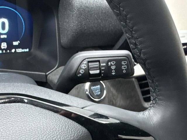 Certified 2025 Ford Explorer Platinum w/ Ultimate Package AWD/4WD image 28