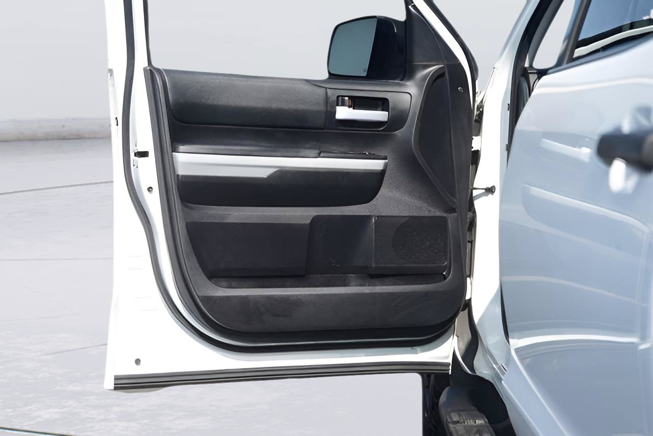 Used 2020 Toyota Tundra SR5 RWD image 30
