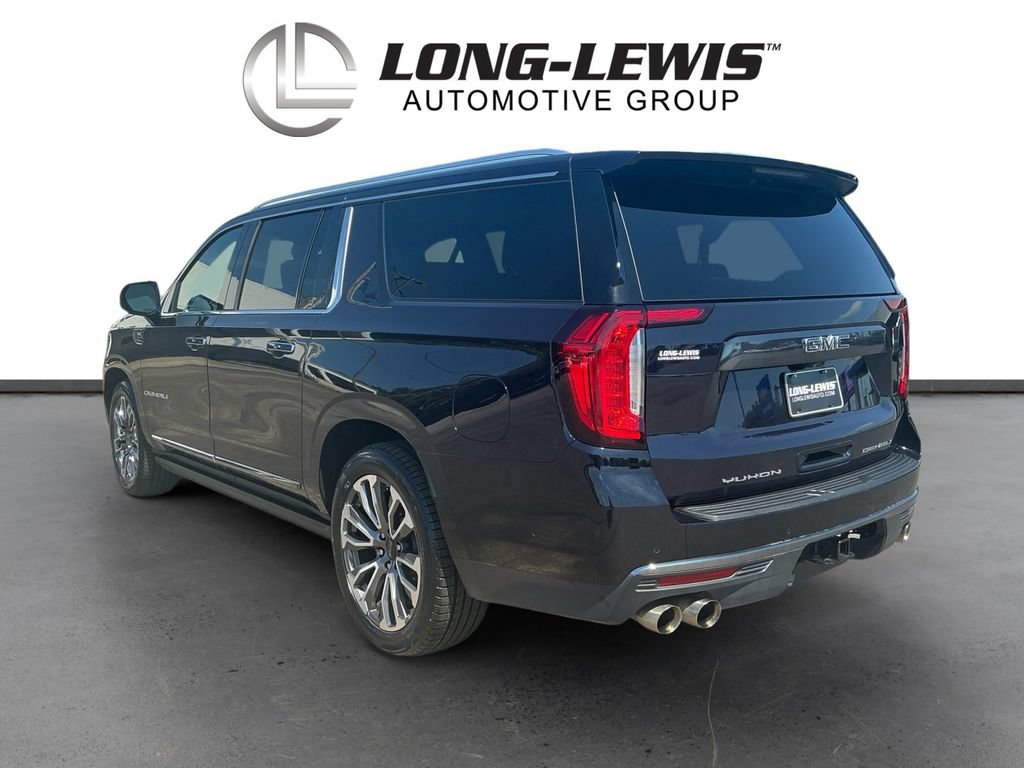 Used 2023 GMC Yukon XL Denali Ultimate AWD/4WD image 4
