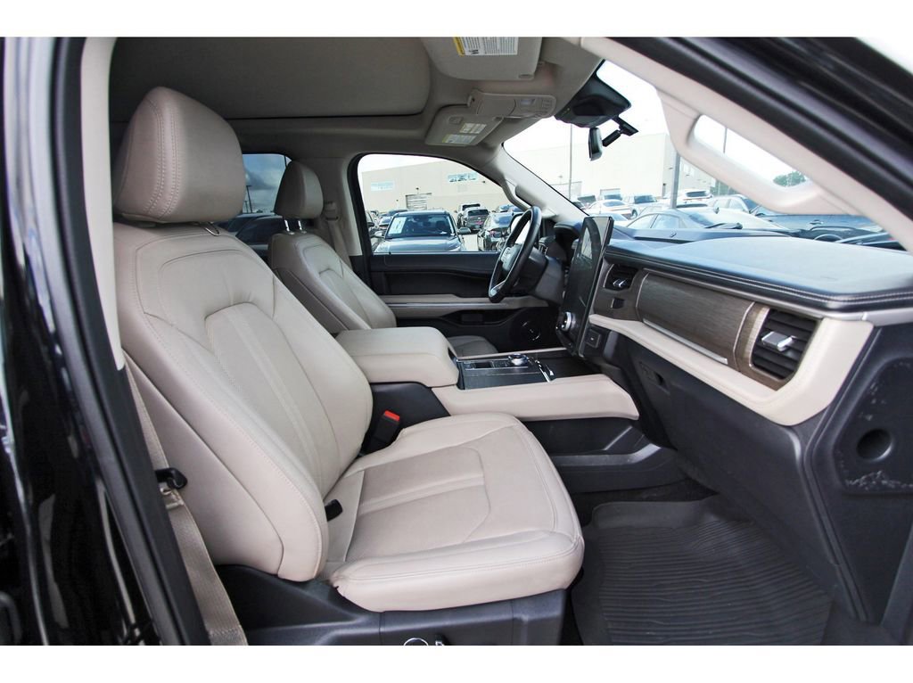 Certified 2023 Ford Expedition Limited RWD image 27