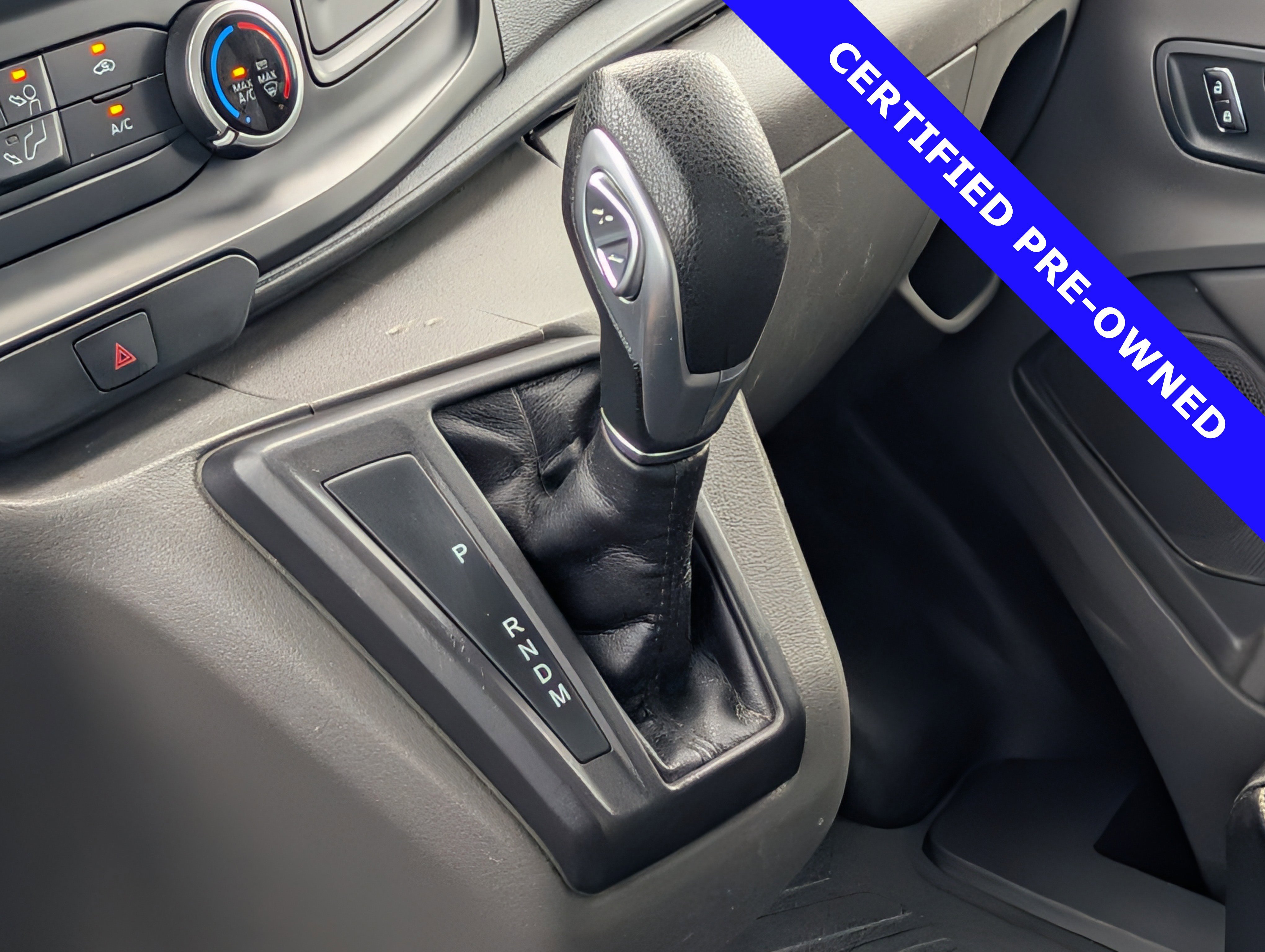 Certified 2022 Ford Transit 350 DRW RWD image 29