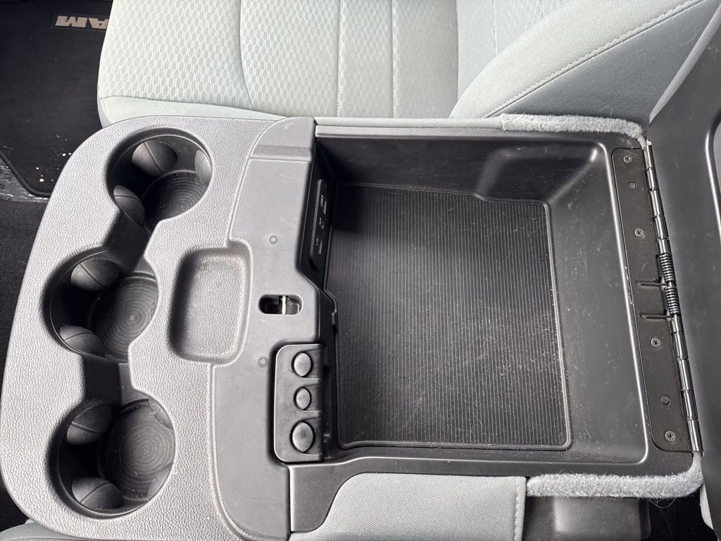 Used 2019 RAM 1500 Classic SLT image 26